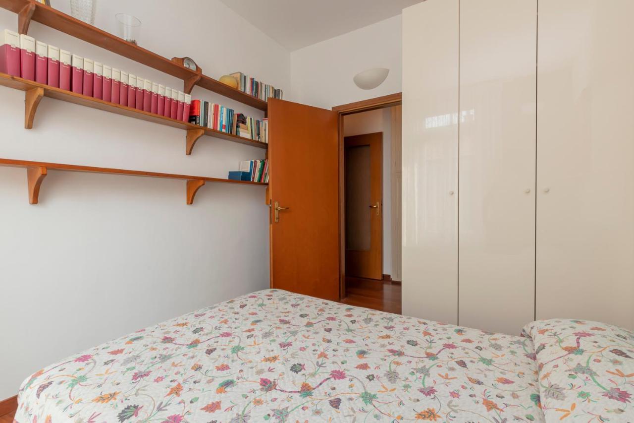 New Flat In Downtown Orti 16 Apartment Милано Екстериор снимка